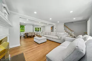 29 Laurel Ave, Livingston, NJ 07039 - Photo 3