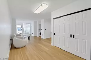 111 Mulberry St, Newark, NJ 07102 - Photo 9