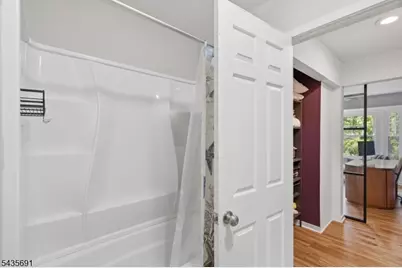 179 Northfield Rd, Bridgewater, NJ 08807 - Photo 9