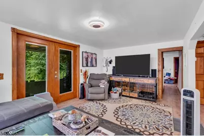 145 Millbrook Rd, Franklin Township, NJ 07882 - Photo 13