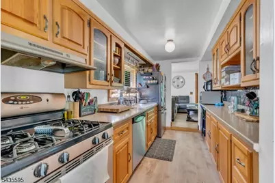 145 Millbrook Rd, Franklin Township, NJ 07882 - Photo 11