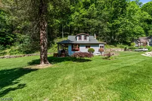 145 Millbrook Rd, Franklin Township, NJ 07882 - Photo 33