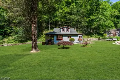 145 Millbrook Rd, Franklin Township, NJ 07882 - Photo 31