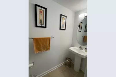 182 Brittany Ct #221, Clifton, NJ 07013 - Photo 11