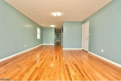 711 S 11th St, Newark, NJ 07103 - Photo 17