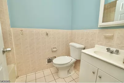 711 S 11th St, Newark, NJ 07103 - Photo 13
