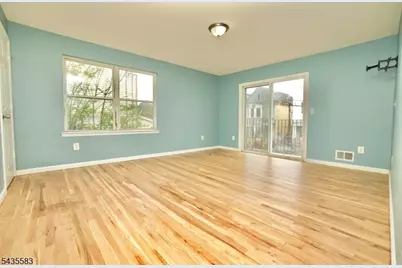 711 S 11th St, Newark, NJ 07103 - Photo 5