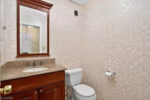 4 Wareham Ct, Scotch Plains Township, NJ 07076 - Photo 15