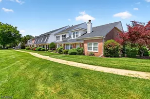 4 Wareham Ct, Scotch Plains Township, NJ 07076 - Photo 3