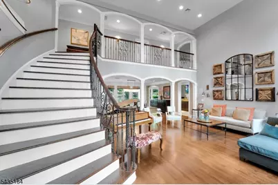 127 Waughaw Rd, Montville Township, NJ 07045 - Photo 3