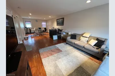 1029 Gifford Ct, Union Township, NJ 07083 - Photo 3