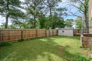 405 Kennedy Dr, Linden, NJ 07036 - Photo 29