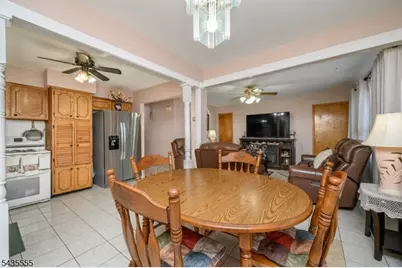 405 Kennedy Dr, Linden, NJ 07036 - Photo 9