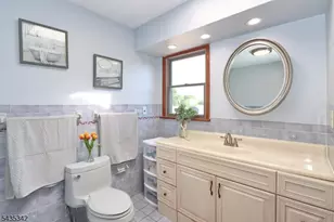 400 Madison Hill Rd, Clark Township, NJ 07066 - Photo 23