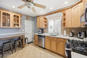 13-33 George St 2X, Fair Lawn, NJ 07410 - Photo 11