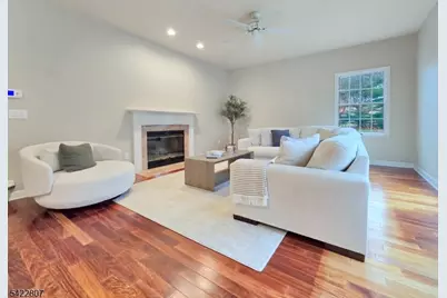 17 Mullen Ln, Lafayette, NJ 07848 - Photo 5