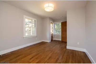 157 Forest St #1, Montclair Twp., NJ 07042 - Photo 11
