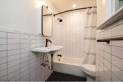 157 Forest St #1, Montclair Twp., NJ 07042 - Photo 5