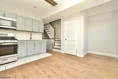 480 Bergen Ave, Jersey City, NJ 07304 - Photo 17
