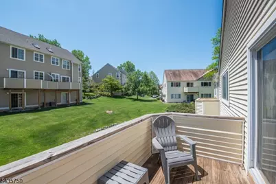 127 Falcon Ridge Way #127, Hamburg, NJ 07419 - Photo 9