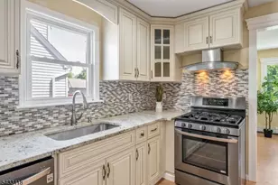 20 Riverview Cir, Little Falls Township, NJ 07424 - Photo 13
