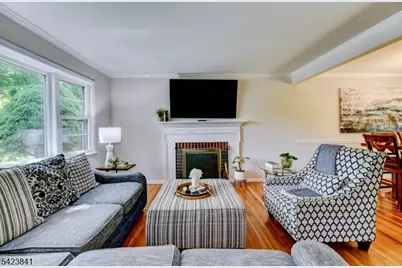 110 Woodland Rd, New Providence, NJ 07974 - Photo 5