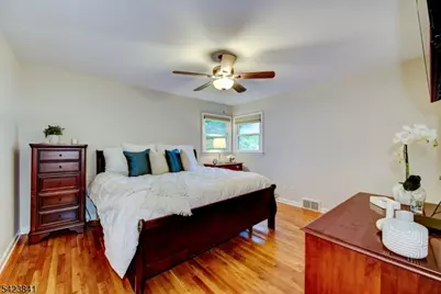 110 Woodland Rd, New Providence, NJ 07974 - Photo 13