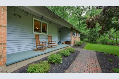 383 Tunnel Rd, Bethlehem Township, NJ 08802 - Photo 3