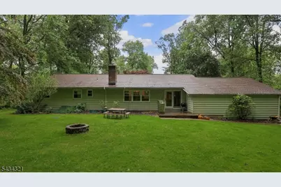 383 Tunnel Rd, Bethlehem Township, NJ 08802 - Photo 5