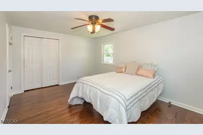 194 Whippany Rd, Hanover Township, NJ 07981 - Photo 15