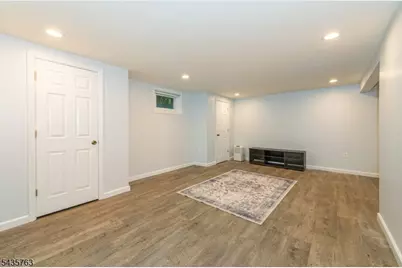 194 Whippany Rd, Hanover Township, NJ 07981 - Photo 25