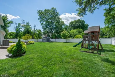 194 Whippany Rd, Hanover Township, NJ 07981 - Photo 35