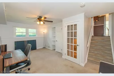 194 Whippany Rd, Hanover Township, NJ 07981 - Photo 21