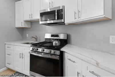 72 Seymour Ave #1, Newark, NJ 07108 - Photo 39