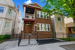 72 Seymour Ave, Newark, NJ 07108 - Photo 33