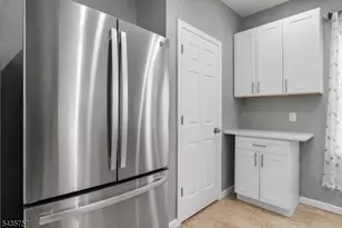 72 Seymour Ave, Newark, NJ 07108 - Photo 11