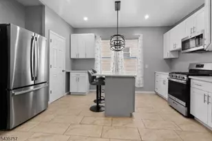 72 Seymour Ave, Newark, NJ 07108 - Photo 21