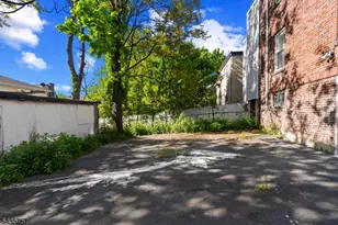 72 Seymour Ave, Newark, NJ 07108 - Photo 19