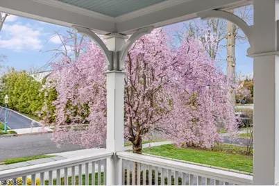 45 Hamilton Rd, Glen Ridge, NJ 07028 - Photo 5