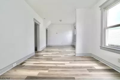 240-242 Sunset Ave, Newark, NJ 07106 - Photo 5