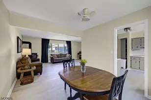 21 Hillery Dr, Mount Olive, NJ 07836 - Photo 13