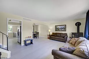 21 Hillery Dr, Mount Olive, NJ 07836 - Photo 7