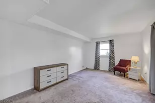 21 Hillery Dr, Mount Olive, NJ 07836 - Photo 19