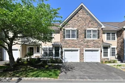 32 Rosewood Ct #32, North Haledon, NJ 07508 - Photo 1