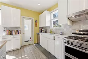 33 Morse Ave, East Orange, NJ 07017 - Photo 19