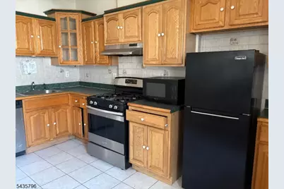 94 Elm Rd, Newark, NJ 07105 - Photo 7