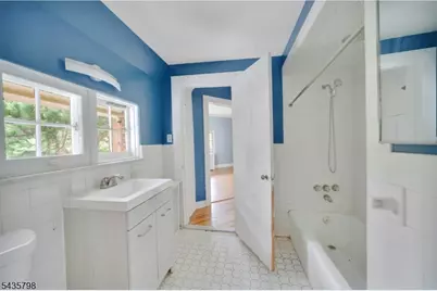 475 Berkeley Ave, South Orange, NJ 07079 - Photo 45