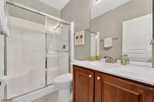 717 Thistle Hill Ln, Franklin Township, NJ 08873 - Photo 13