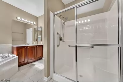 717 Thistle Hill Ln, Franklin Township, NJ 08873 - Photo 31