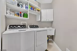 717 Thistle Hill Ln, Franklin Township, NJ 08873 - Photo 21